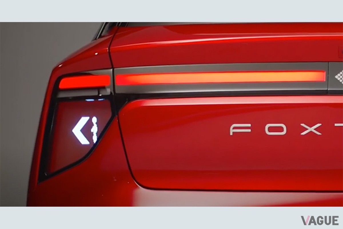 フォックストロンのクロスオーバーSUV「モデルB」