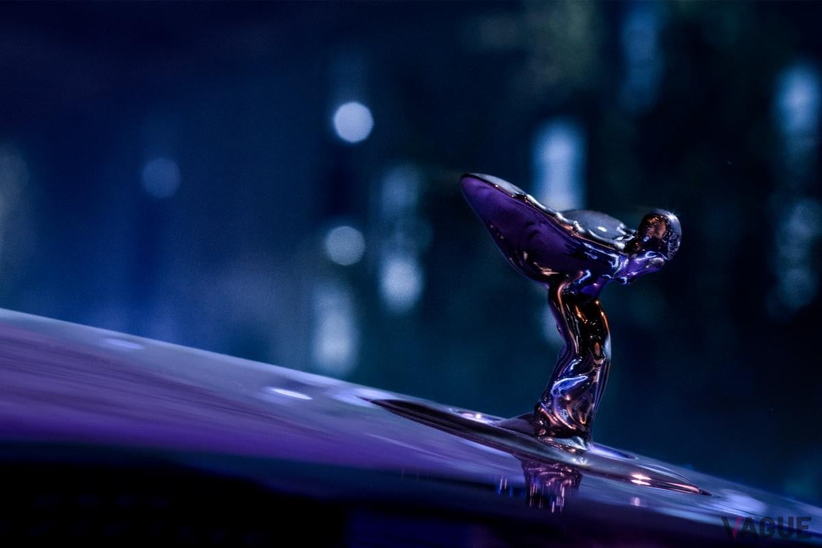 ロールス・ロイス新型「ブラック・バッジ・スペクター」