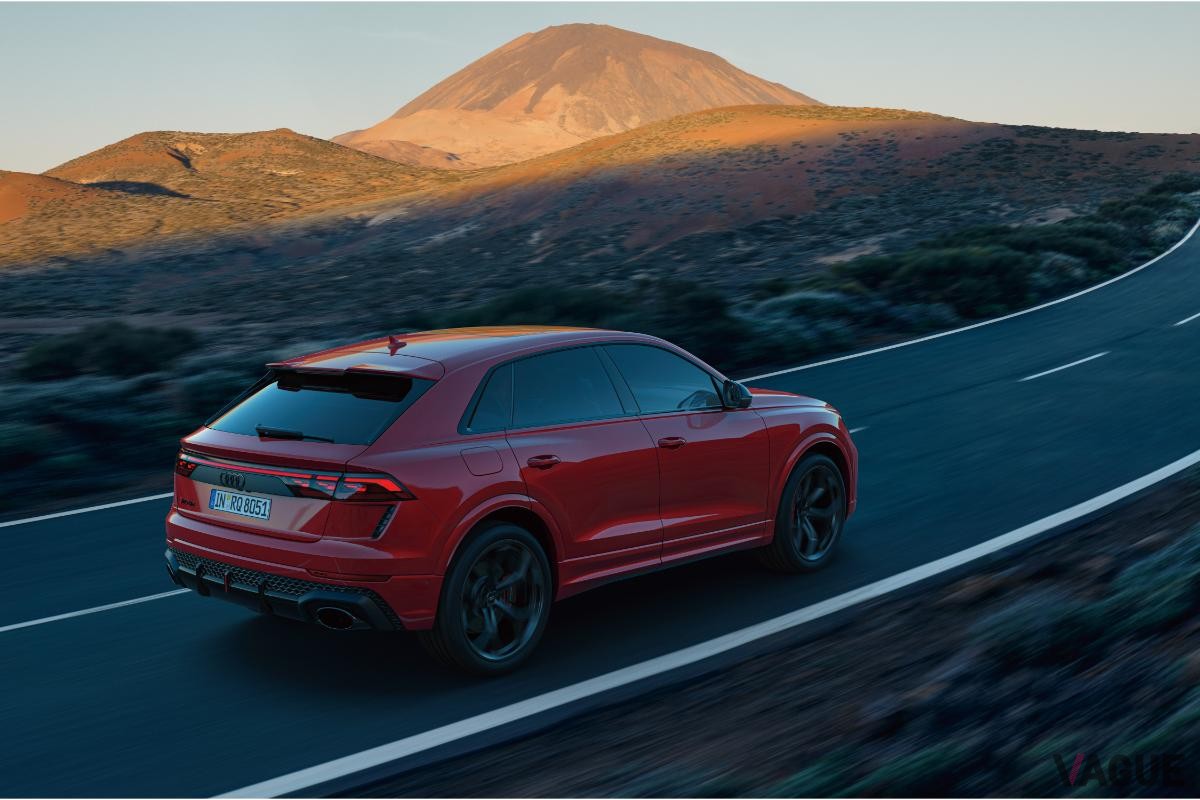 国内導入されたアウディ新型「RS Q8パフォーマンス」