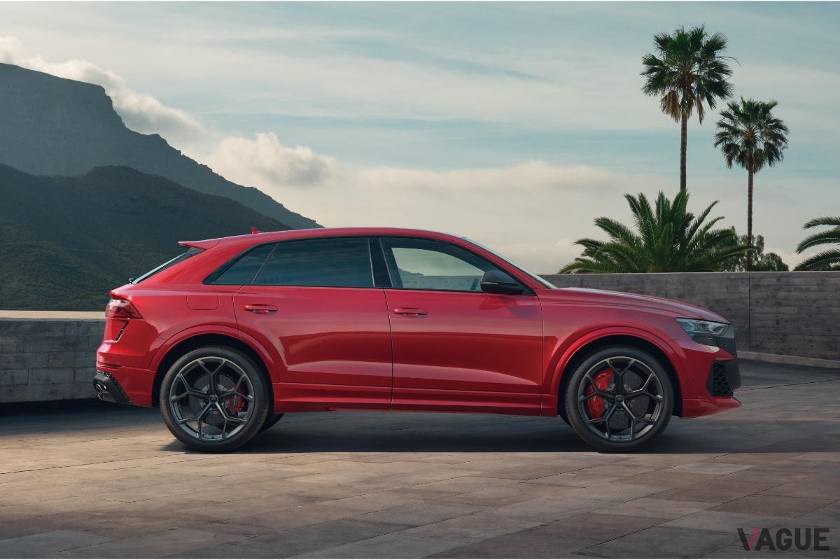国内導入されたアウディ新型「RS Q8パフォーマンス」