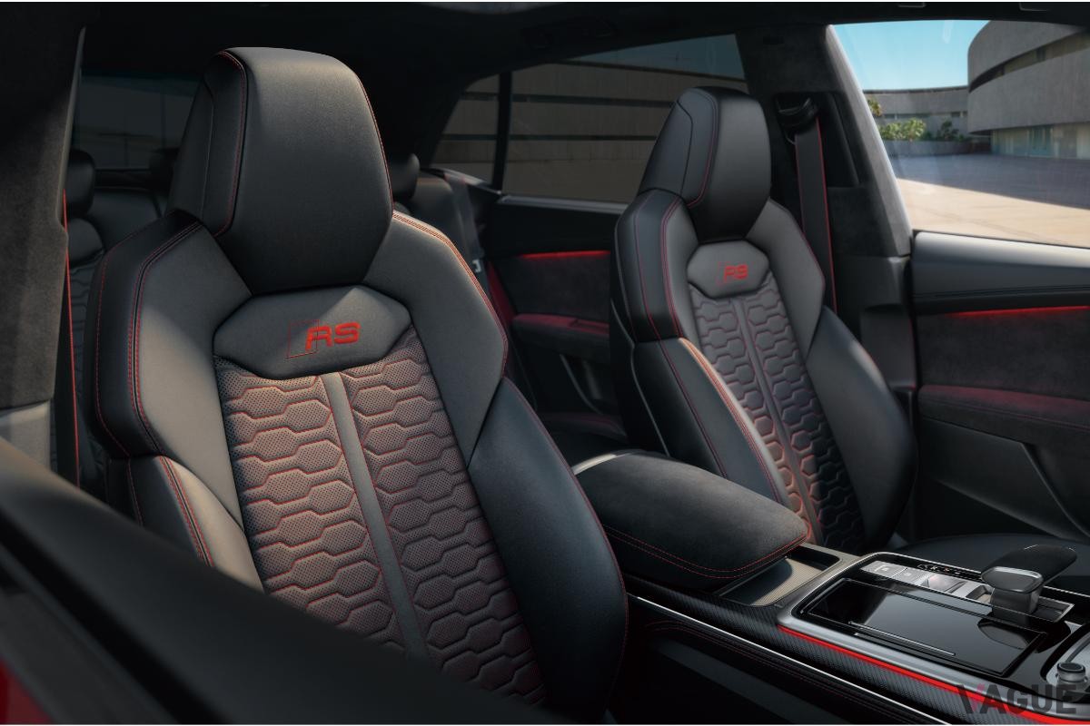 国内導入されたアウディ新型「RS Q8パフォーマンス」