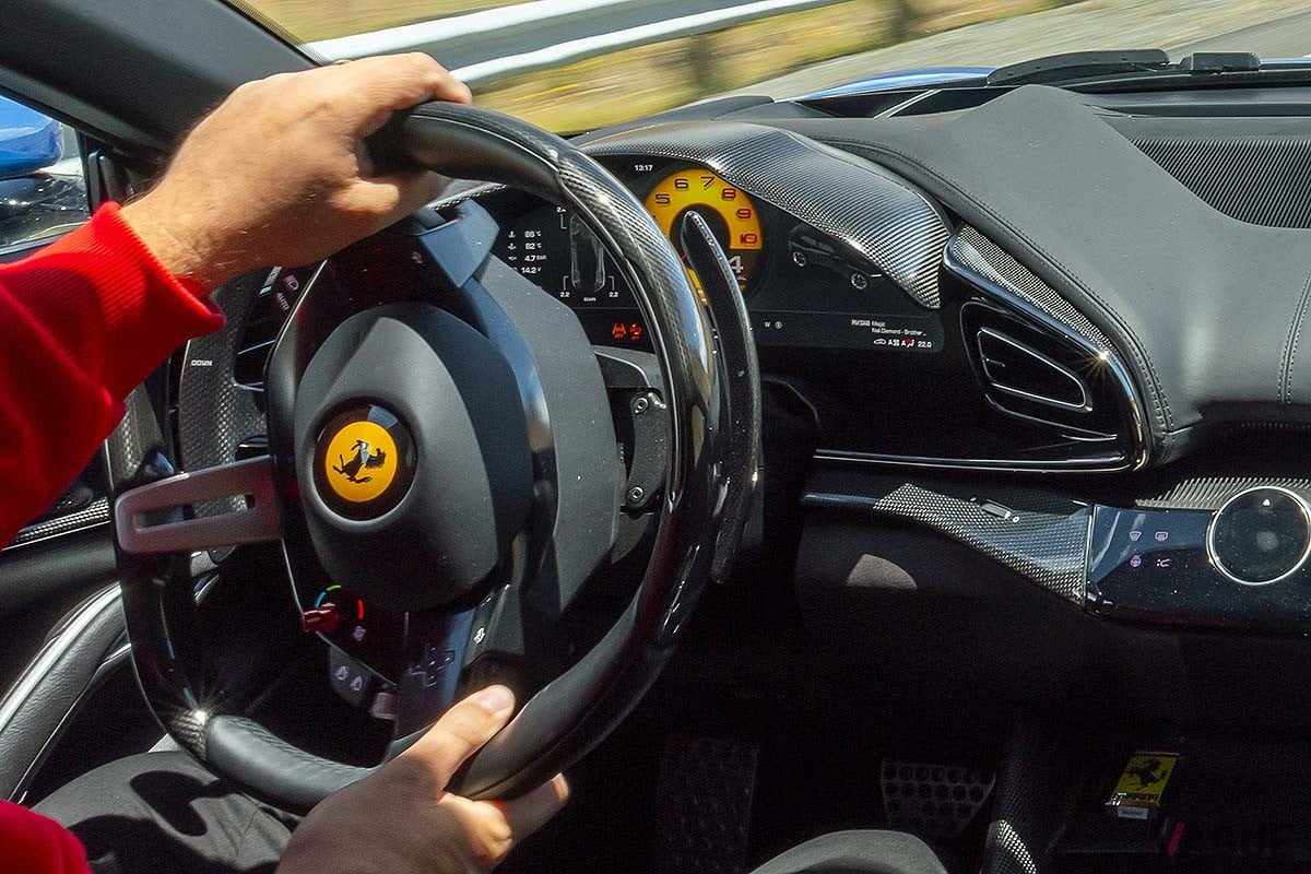 本日限定値下げ　フェラーリ　458 パドルシフト F1 レーシングパドルシフト