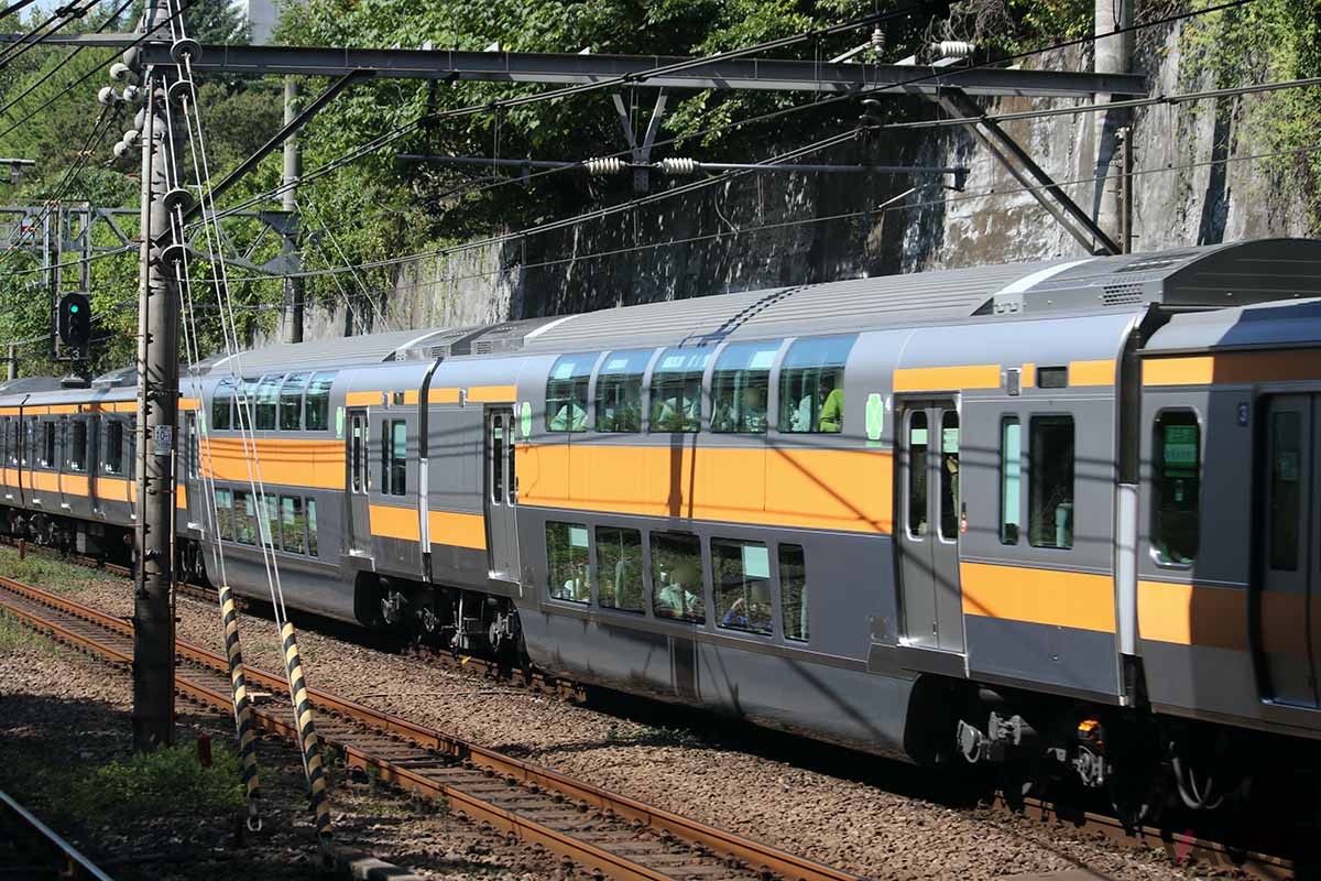 2025年3月15日に導入された中央快速線・青梅線のグリーン車。どんな反響があるのだろうか