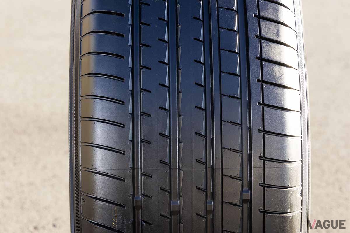 ヨコハマの新プレミアムSUV用タイヤ「アドバンV61」