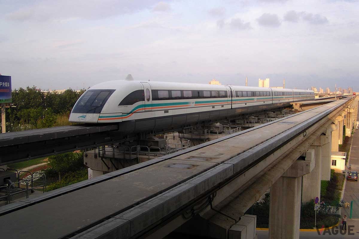 上海浦東国際空港と市街地をつなぐリニアモーターカーが「上海トランスラピッド」だ