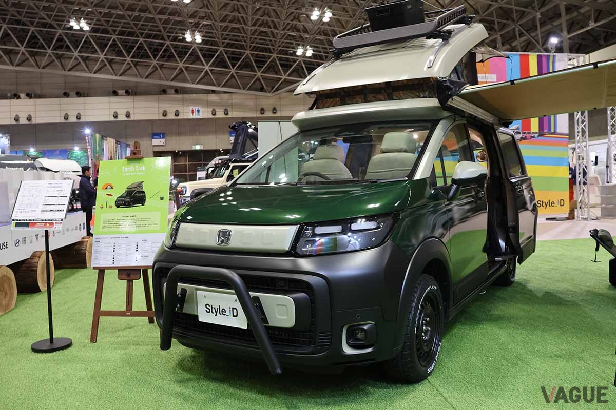 ホンダ「フリードクロスター」をベースにしたキャンピングカー、ホワイトハウス「スタイルID」。写真は「アーストレック」コンセプト