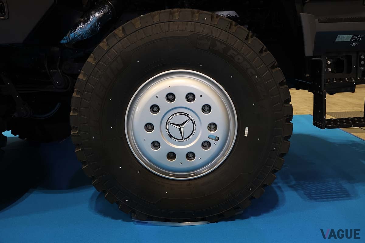 Jinghang「RV Off-RoAD Camper VAN」