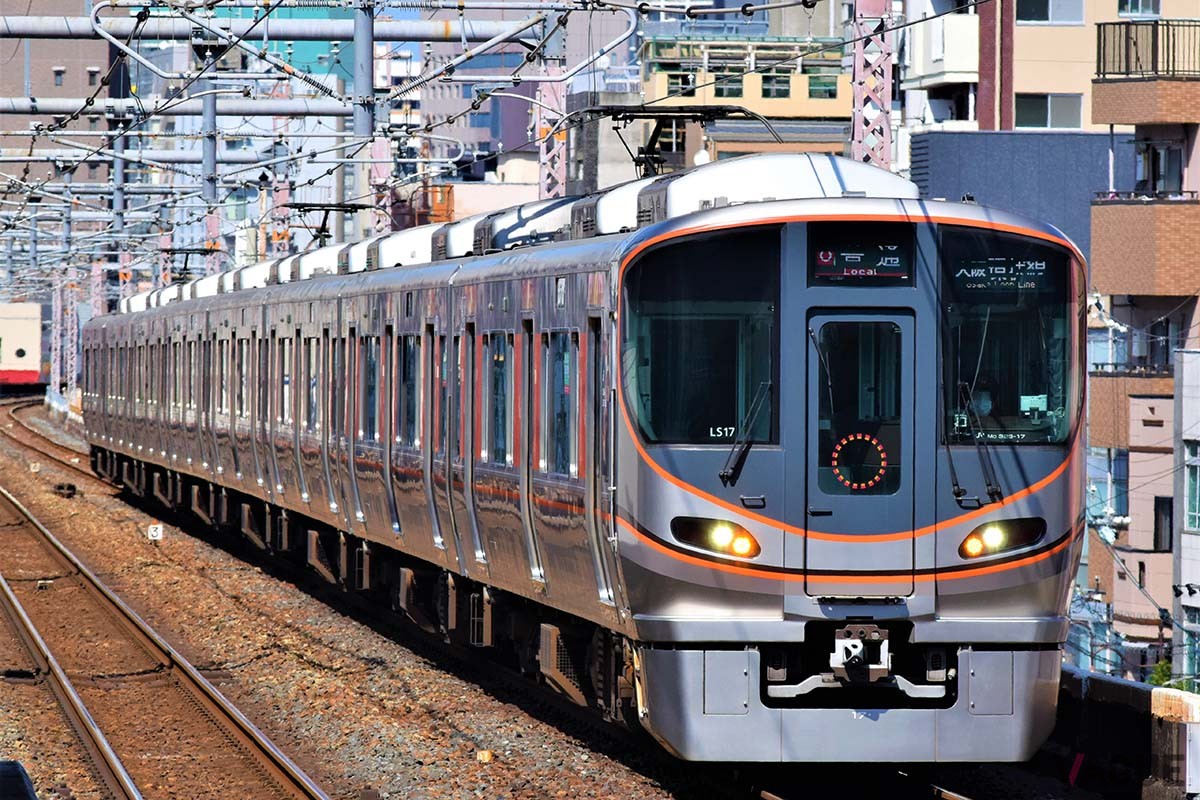 「無限大パス」は、JR西日本ICOCAエリア内の全線（七尾線、城端線のぞく）を「自由周遊区間」とし、普通列車（新快速、快速含む）の普通車自由席が乗り放題