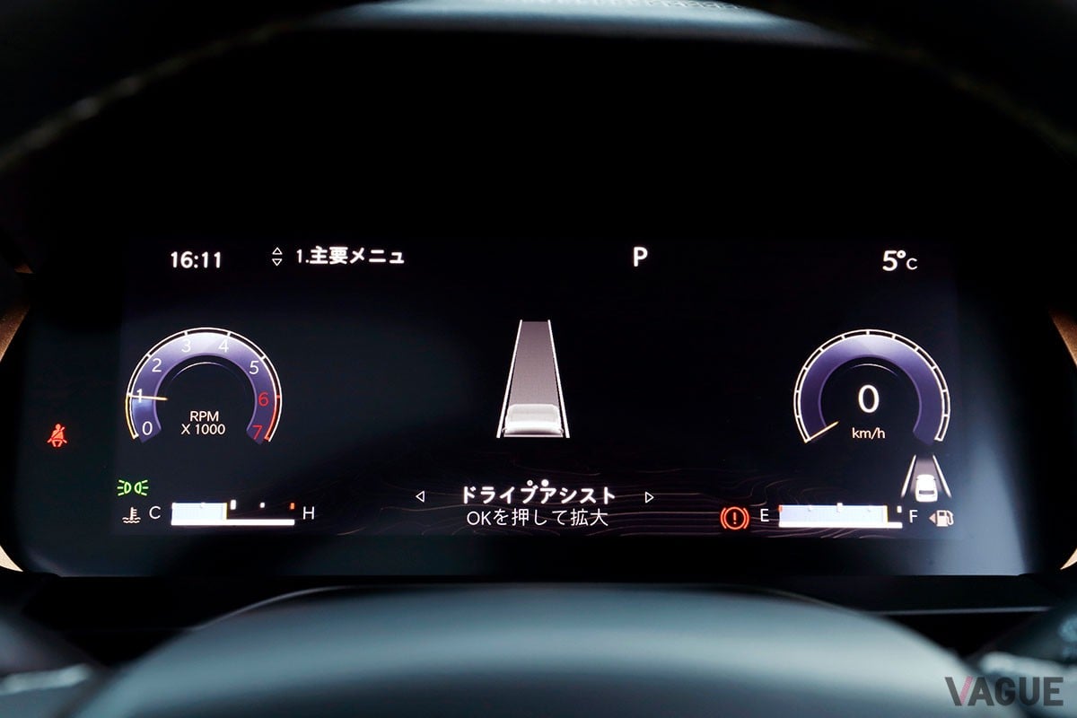 使いやすいラゲッジスペースと優れた走行性能により、快適なゴルフ旅を楽しませてくれるジープ「グランド チェロキー」