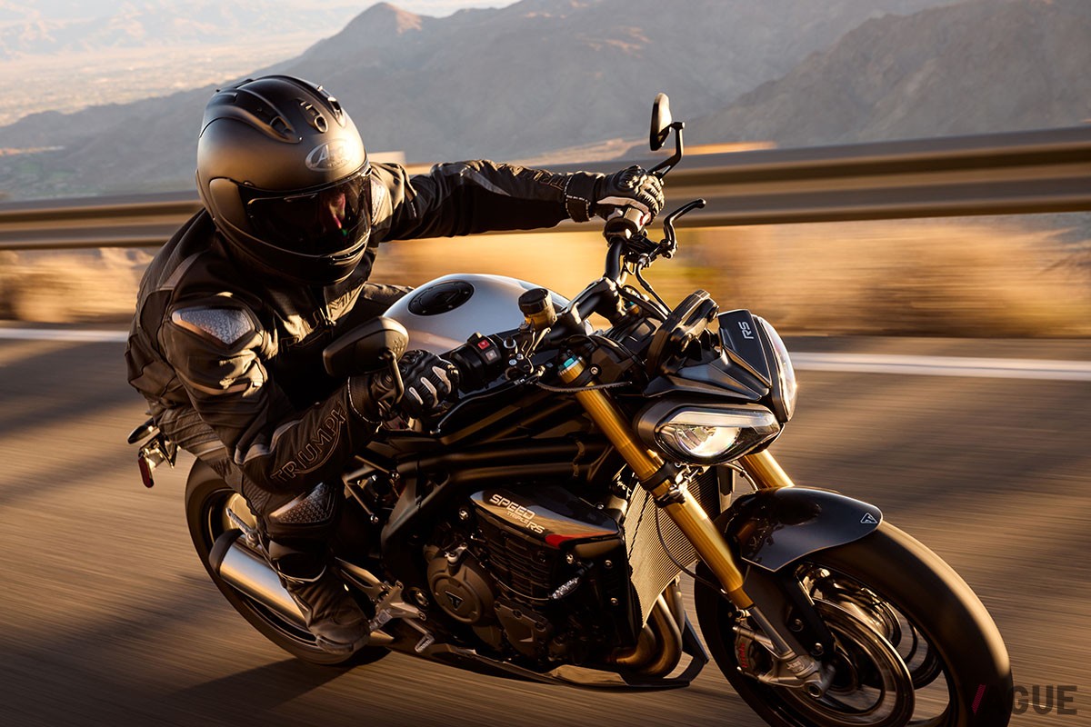 トライアンフ新型「スピードトリプル1200RS」