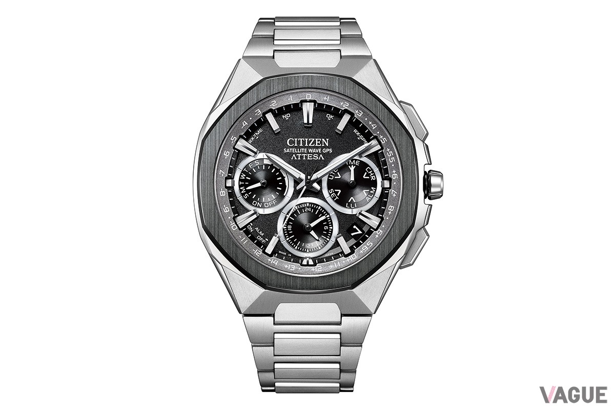 ケースとバンドはスーパーチタニウム。ベゼルはブラックのセラミックスでヘアライン加工のアクセントを加えている