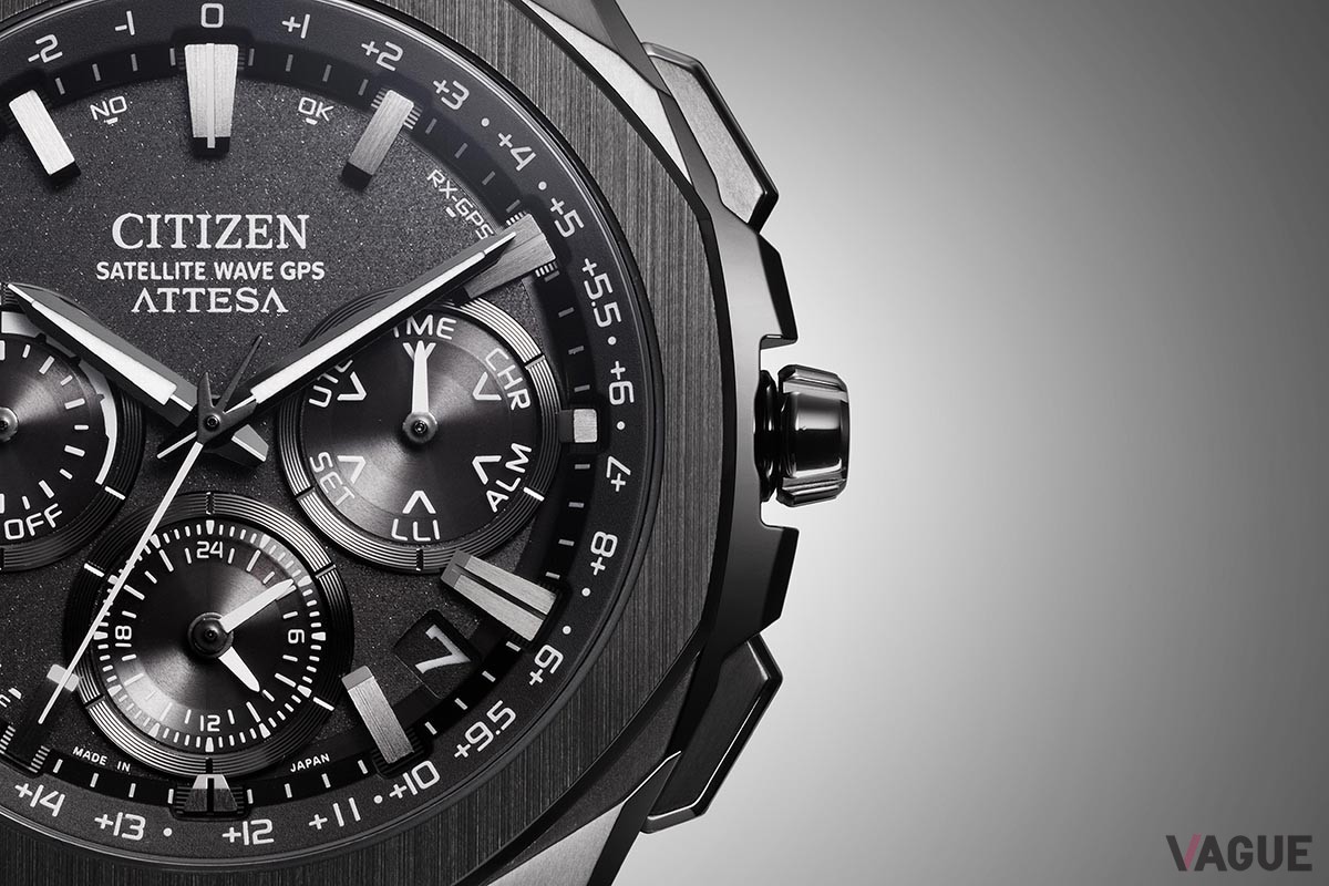 プッシュボタン形状も特徴のひとつ。ベゼルとの一体感を生む力強いデザイン