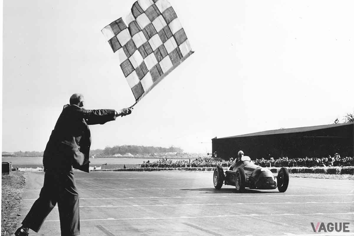 F1グランプリが創設されたのは1950年。第1回の初レースで優勝したのはアルファ ロメオ「158」だった