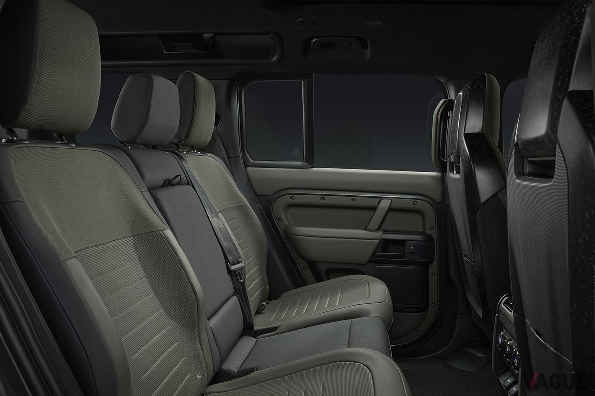新型「ディフェンダーOCTA」のインテリア
