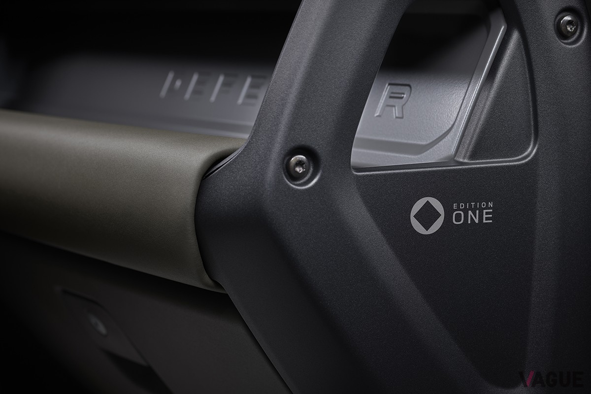 新型「ディフェンダーOCTA」のインテリア