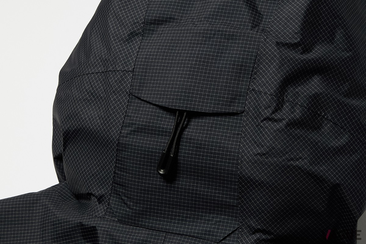 GRID SHELL JACKET “ZENCHIKEI”