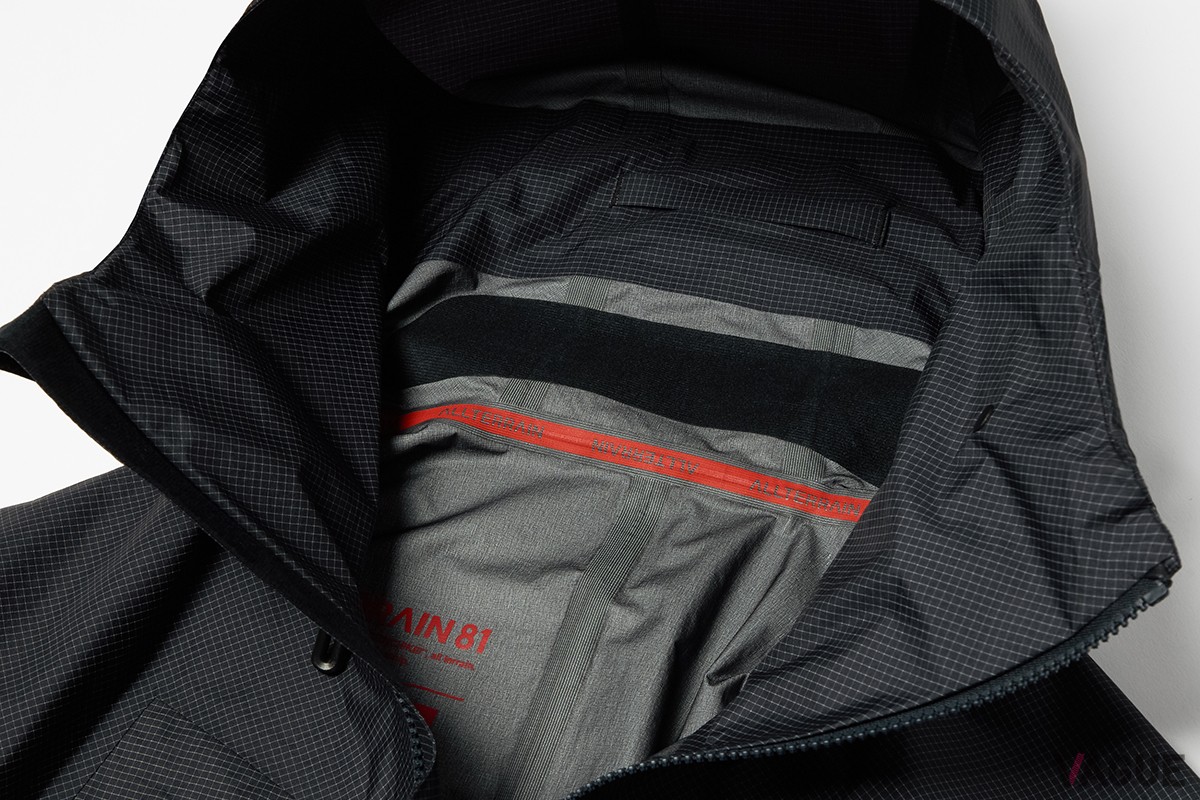 GRID SHELL JACKET “ZENCHIKEI”