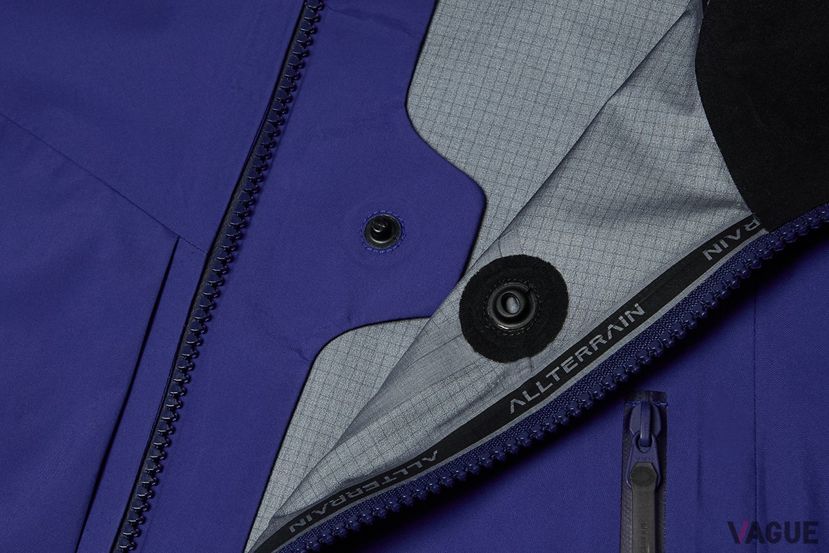 GORE-TEX SHELL JACKET “ZENCHIKEI EX.”