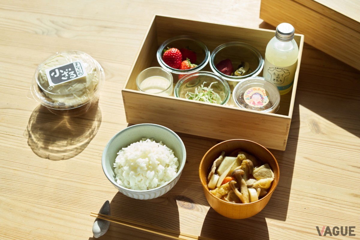 朝食