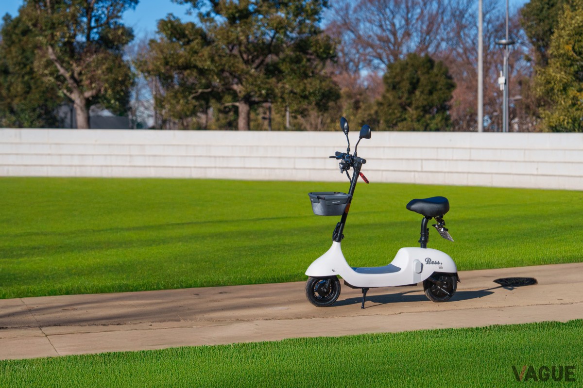スマートスクーターBESS．