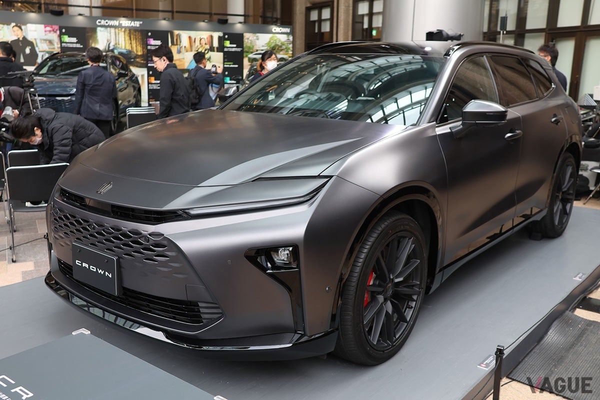 トヨタ新型「クラウン・エステート」の特別仕様車「クラウン・エステート RS ザ リミテッド マットメタル」のプロトタイプ