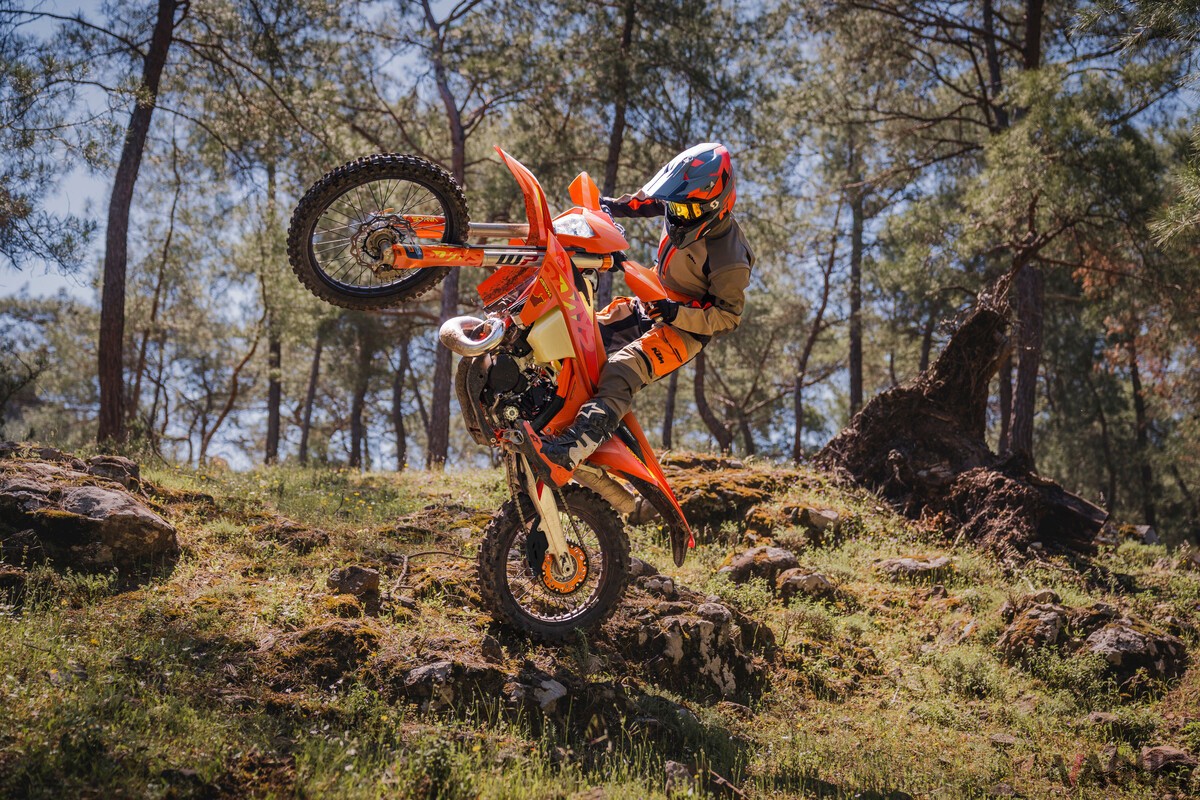 KTM「300 EXC」