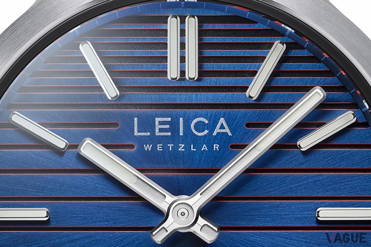 ダイヤモンドカットで精緻に面取りされ、スイス製スーパールミノバ（グレードA）が施されたインデックスと針