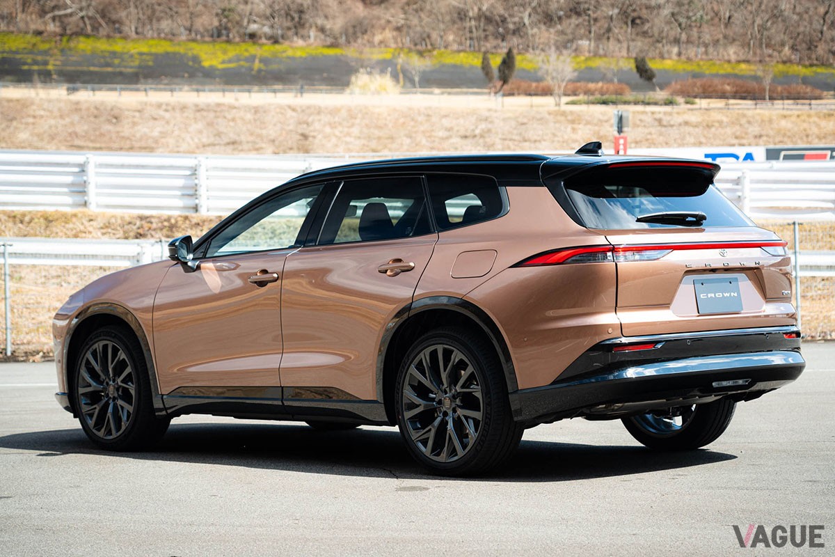 トヨタ新型「クラウン・エステート Z」（HEV）