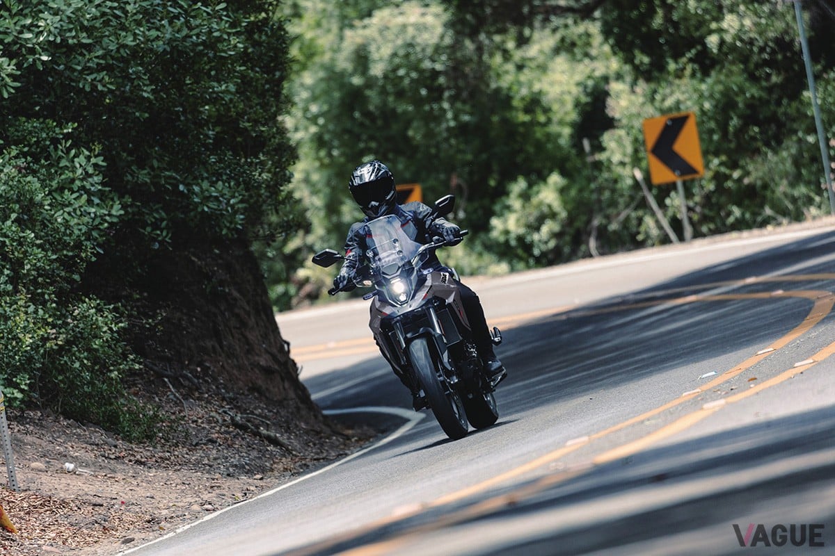 スズキ「Vストローム800」の2025年モデル