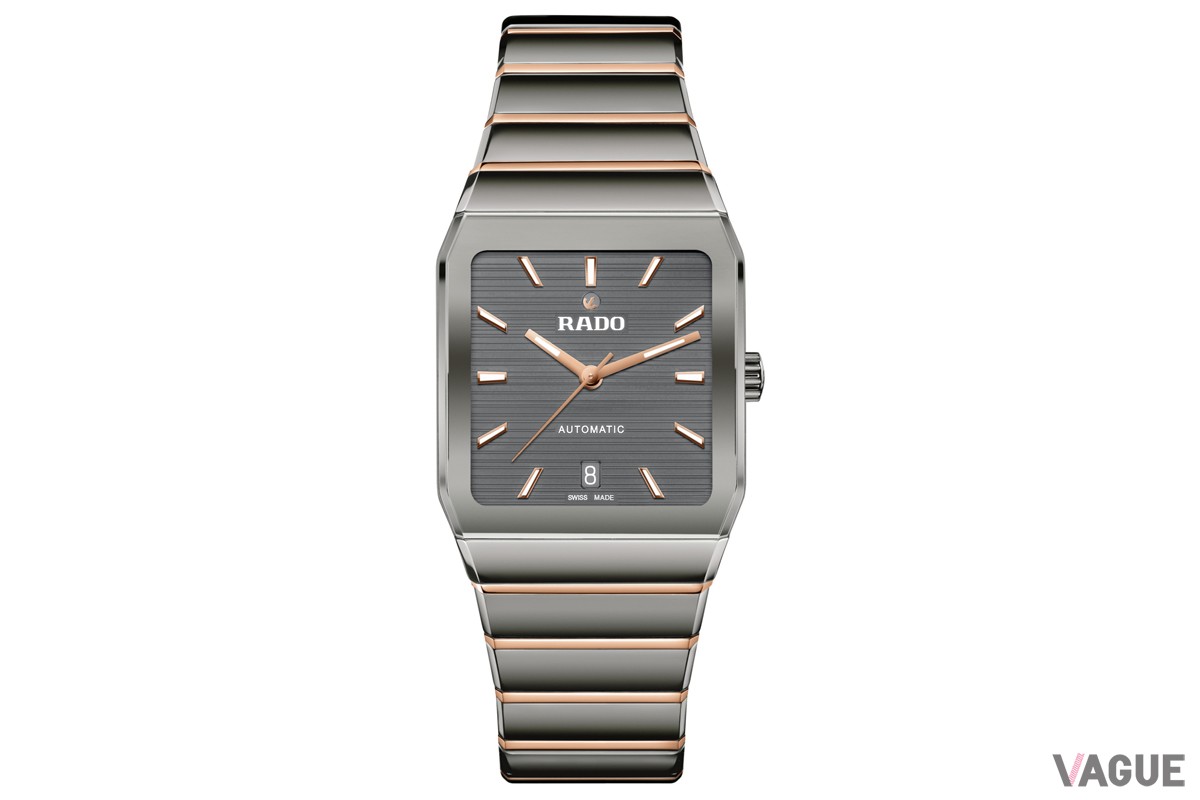 グレーラッカーで仕上げることで立体感を演出