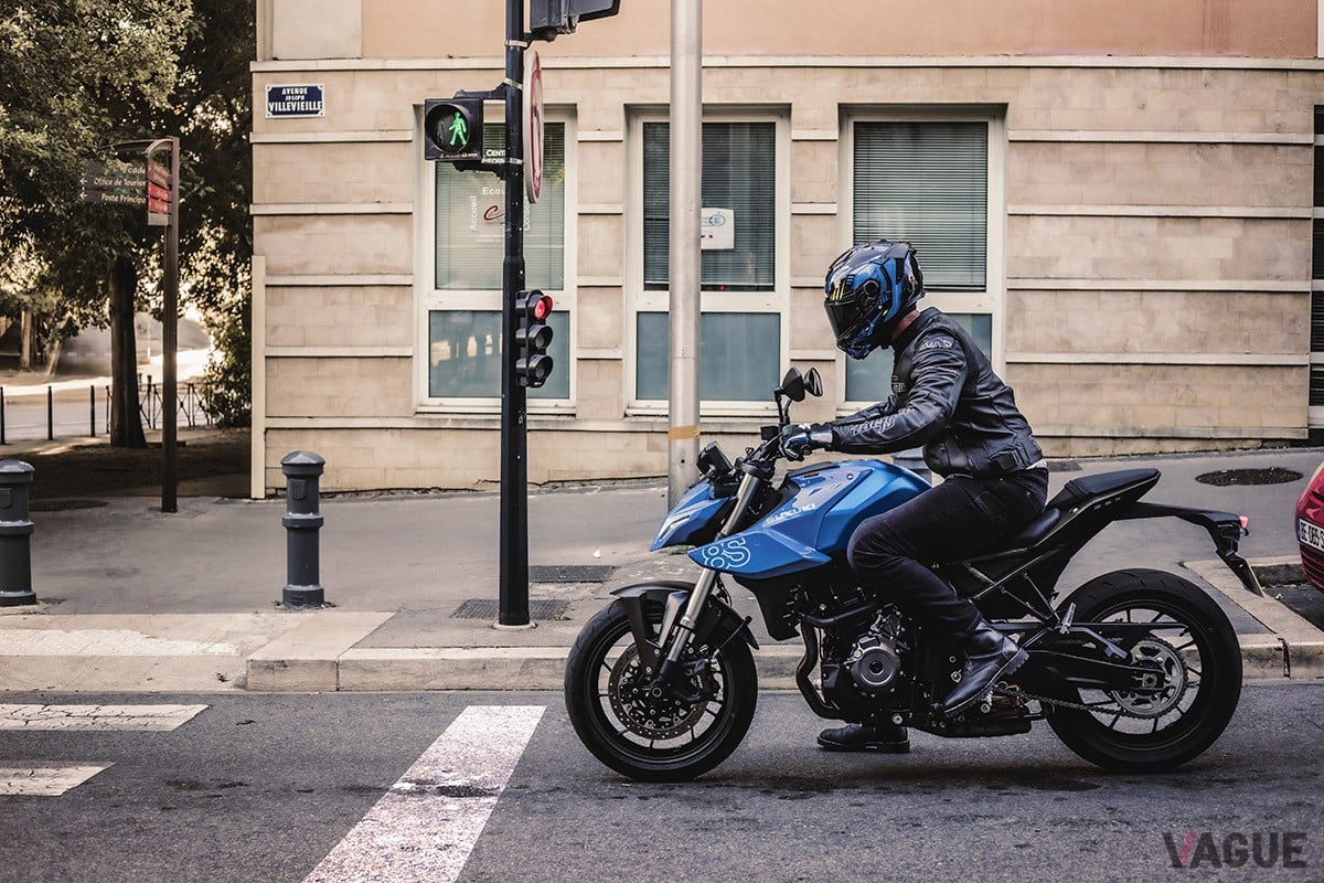 スズキ「GSX-8S」