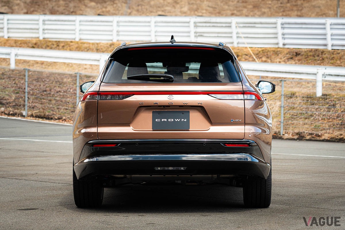 トヨタ新型「クラウン・エステート Z」（HEV）