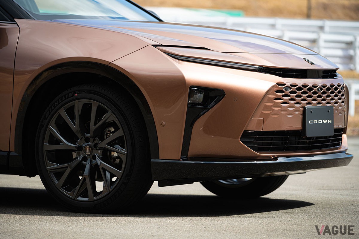 トヨタ新型「クラウン・エステート Z」（HEV）