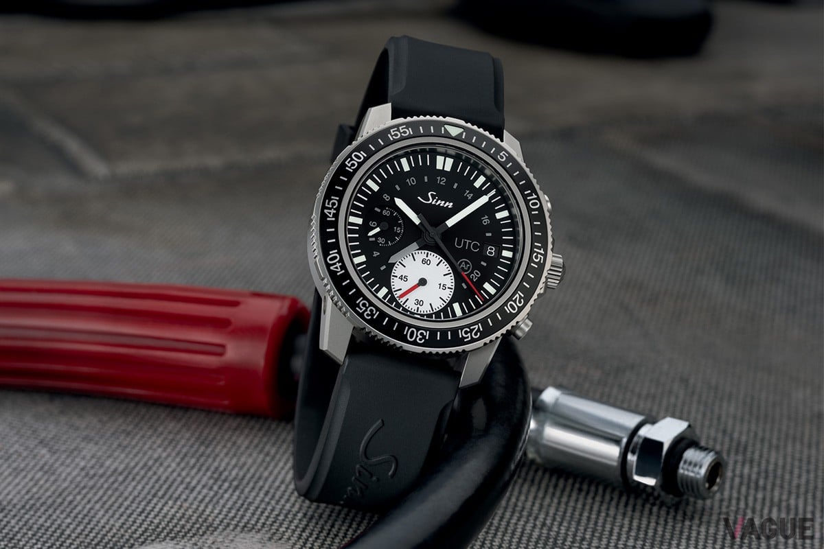 「SINN 613 St UTC」こちらもシリコンバンドとブレスレットの選べる2タイプを用意。シーンや装いに合わせて付け替える楽しさも