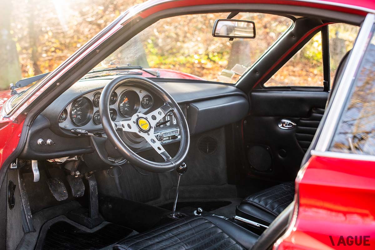オークションに登場した1972年製フェラーリ「ディーノ246GT」Remi Dargegen(c)2024 Courtesy of RM Sotheby's