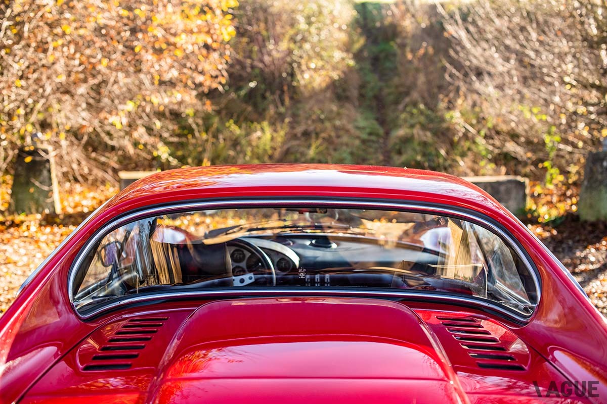 オークションに登場した1972年製フェラーリ「ディーノ246GT」Remi Dargegen(c)2024 Courtesy of RM Sotheby's