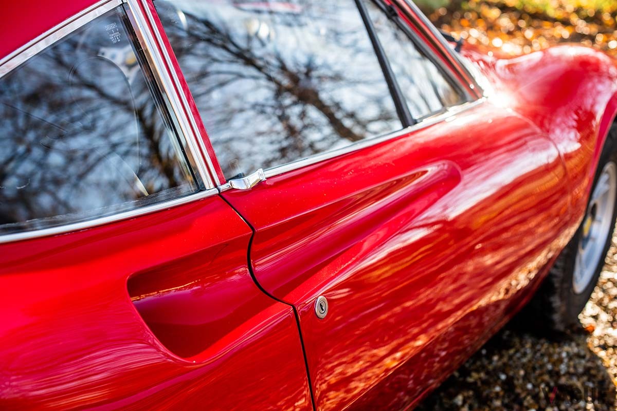 オークションに登場した1972年製フェラーリ「ディーノ246GT」Remi Dargegen(c)2024 Courtesy of RM Sotheby's