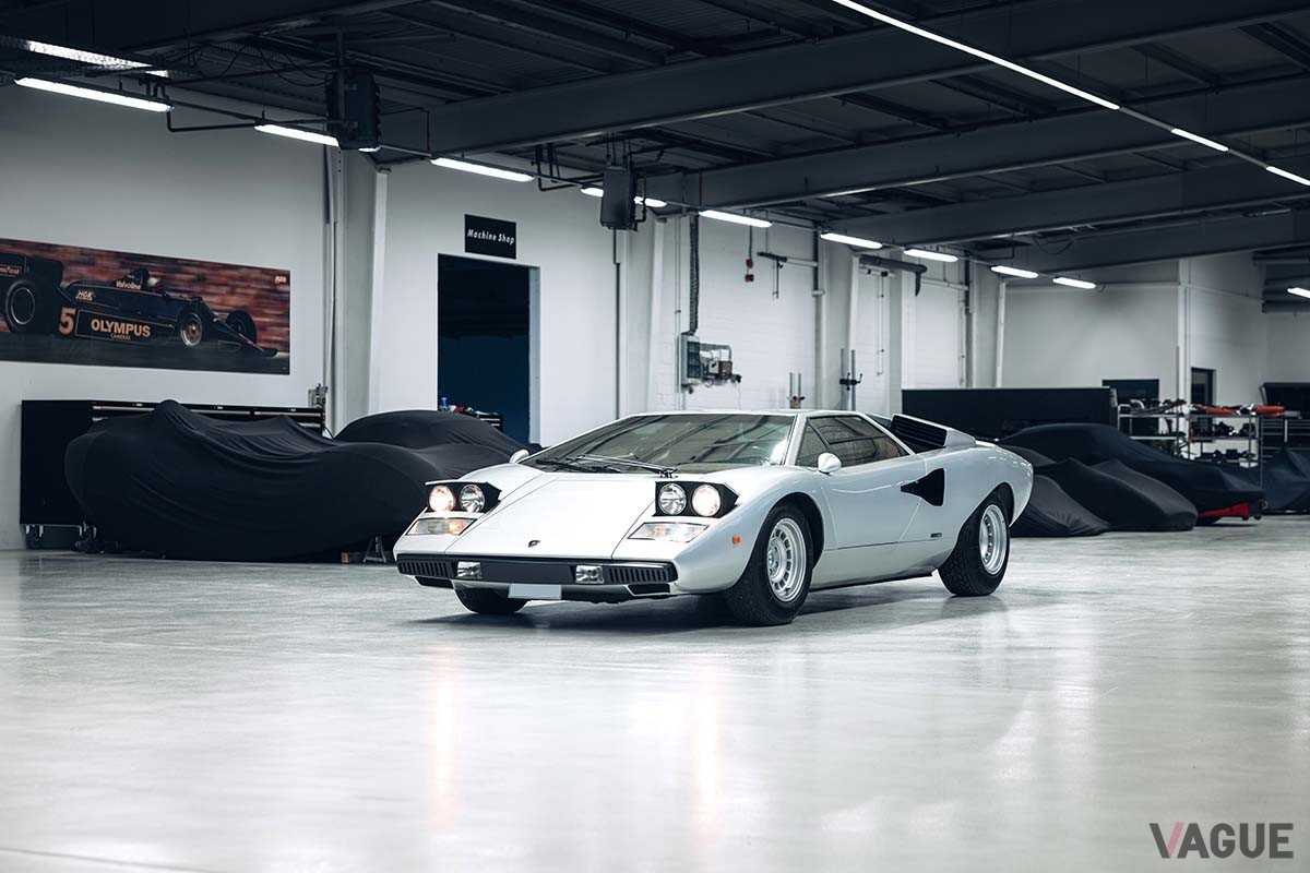 およそ1億2800万円で落札された1975年製「ランボルギーニ・カウンタックLP400」Keno Zache(c)2024 Courtesy of RM Sotheby's