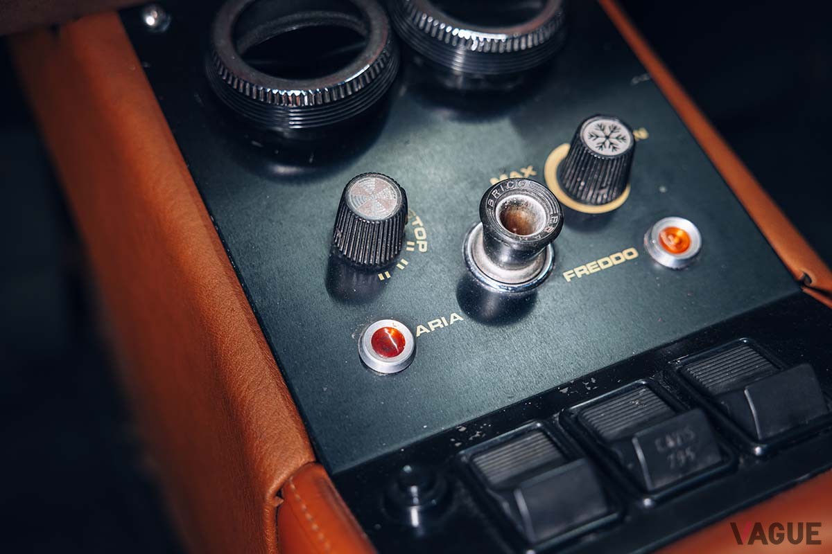 およそ1億2800万円で落札された1975年製「ランボルギーニ・カウンタックLP400」Keno Zache(c)2024 Courtesy of RM Sotheby's