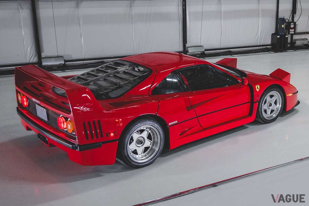 オークションで358万ドル（約5億3342万円）で落札された1991年式フェラーリ「F40」 Darin Schnabel(c)2025 Courtesy of RM Sotheby's