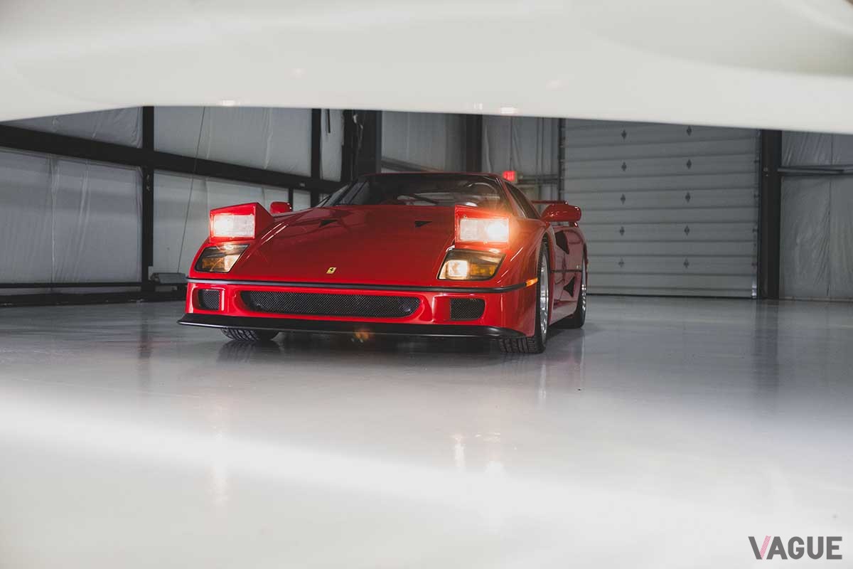 オークションで358万ドル（約5億3342万円）で落札された1991年式フェラーリ「F40」 Darin Schnabel(c)2025 Courtesy of RM Sotheby's
