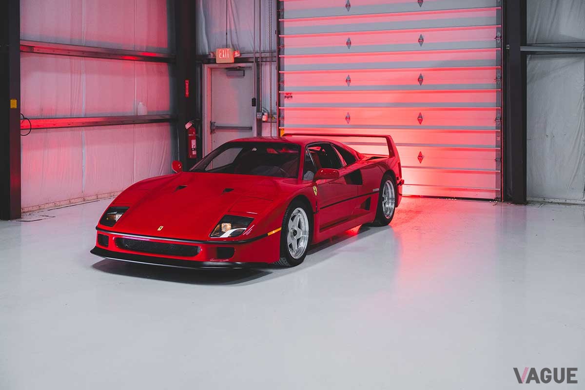 オークションで358万ドル（約5億3342万円）で落札された1991年式フェラーリ「F40」 Darin Schnabel(c)2025 Courtesy of RM Sotheby's