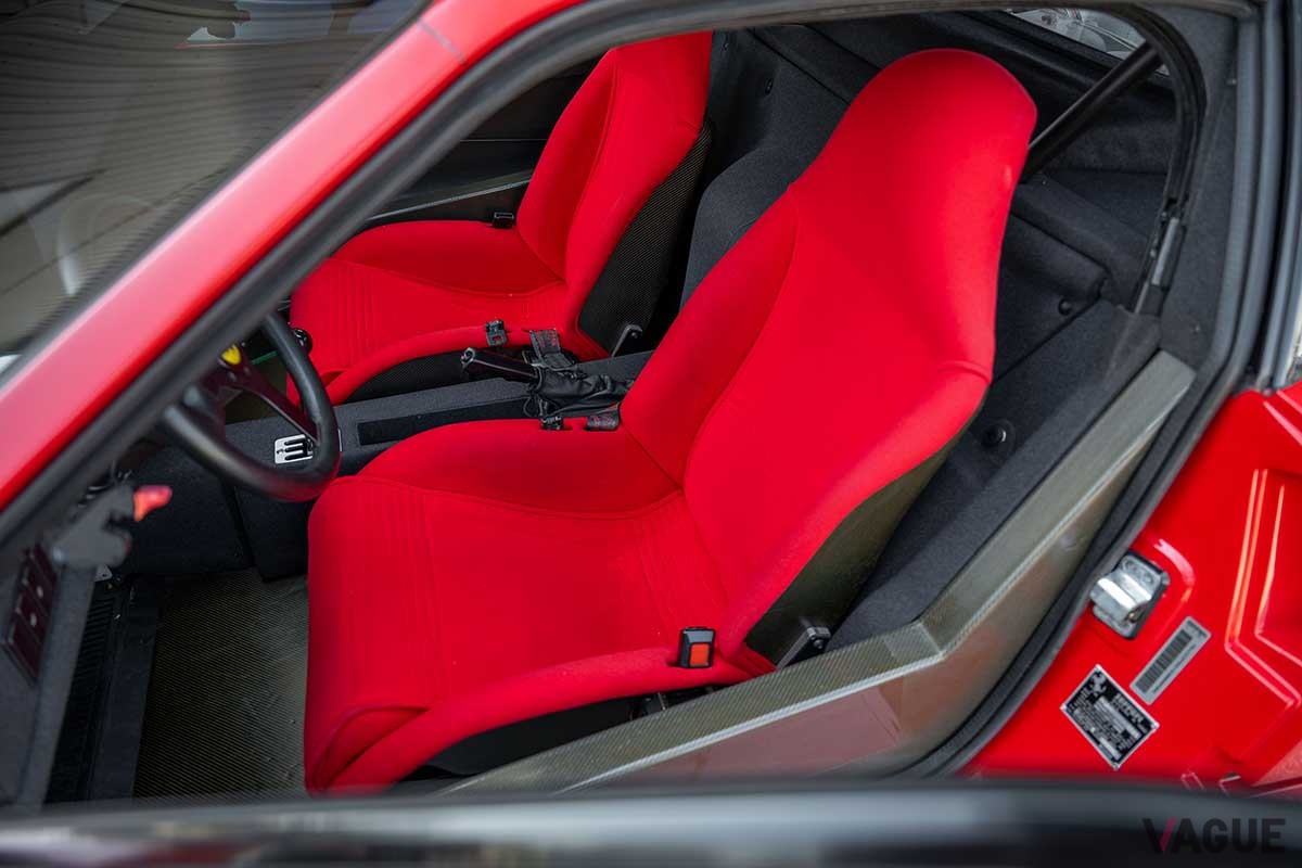 オークションで358万ドル（約5億3342万円）で落札された1991年式フェラーリ「F40」 Darin Schnabel(c)2025 Courtesy of RM Sotheby's