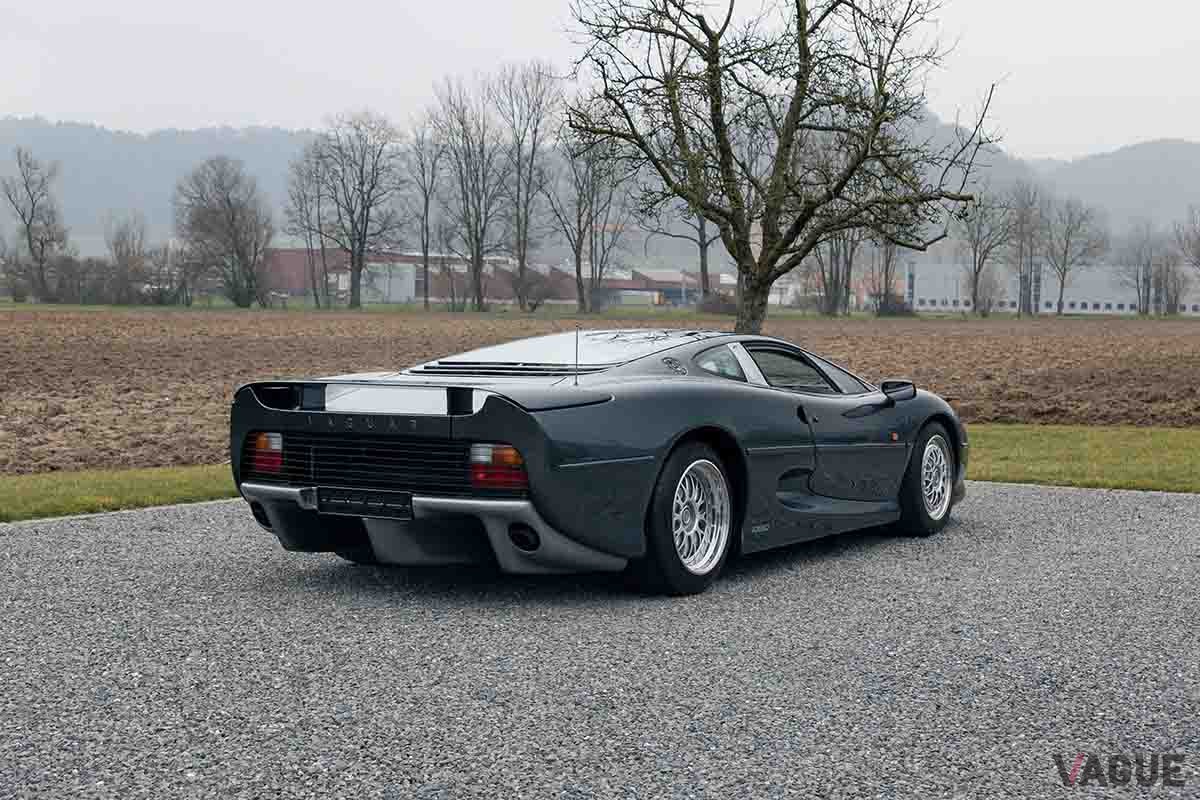 オークションに出品、約6670万円で落札された1993年式ジャガー「XJ220」Justin Schmoeller(c)2025 Courtesy of RM Sotheby's
