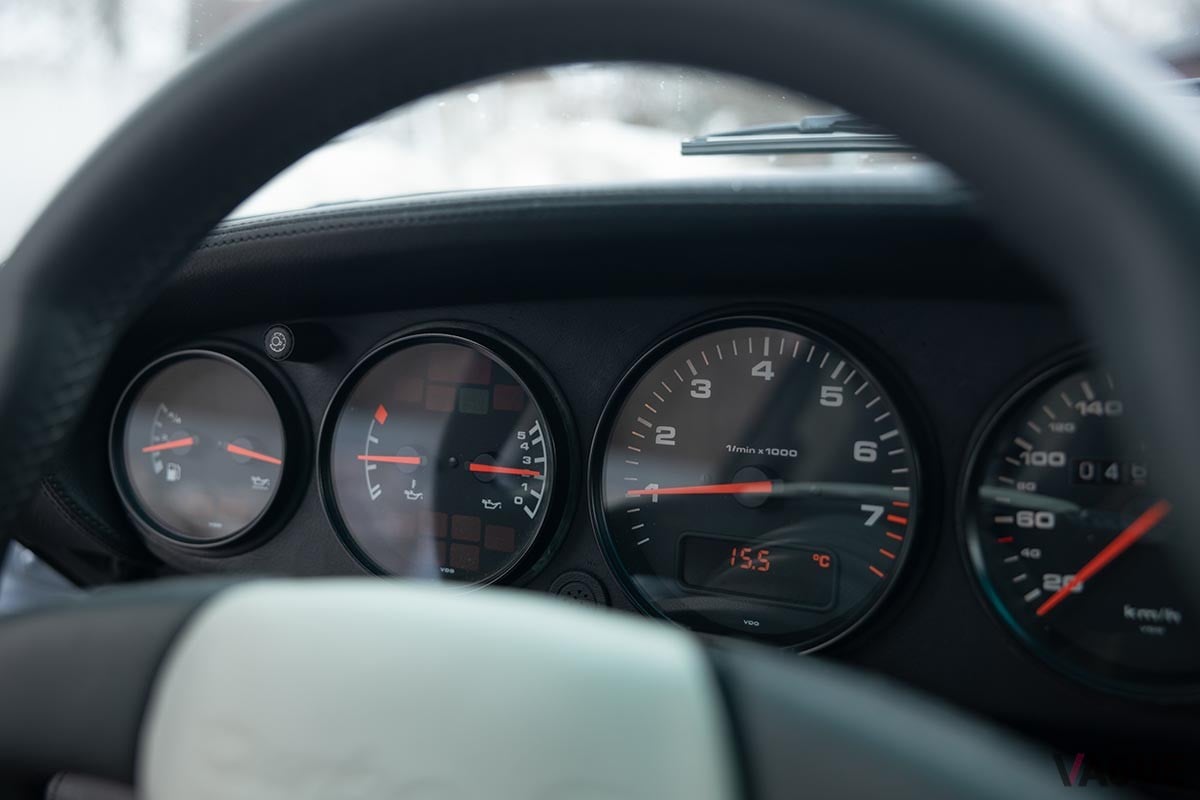 オークションに出品された1993年式ポルシェ「911ターボS ライトウエイト」Simon Hamelius(c)2025 Courtesy of RM Sotheby's