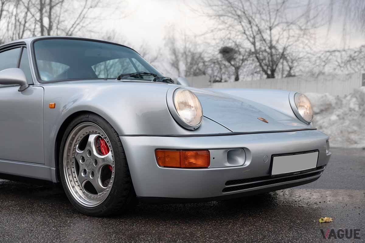 オークションに出品された1993年式ポルシェ「911ターボS ライトウエイト」Simon Hamelius(c)2025 Courtesy of RM Sotheby's