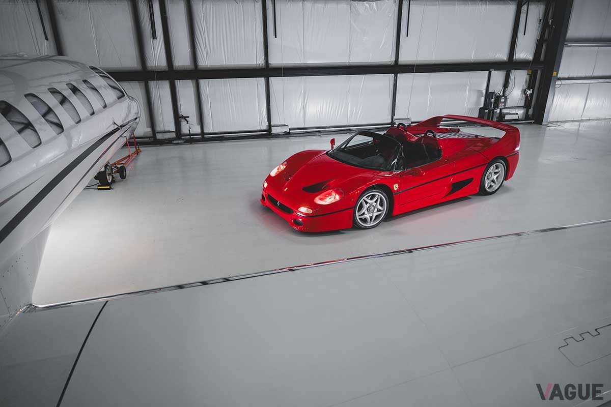 オークションに登場、553万2500USドル（日本円で約8億1881万円）で落札された1996年式フェラーリ「F50」Darin Achnabel(c)2025　Courtesy of RM Sotheby's