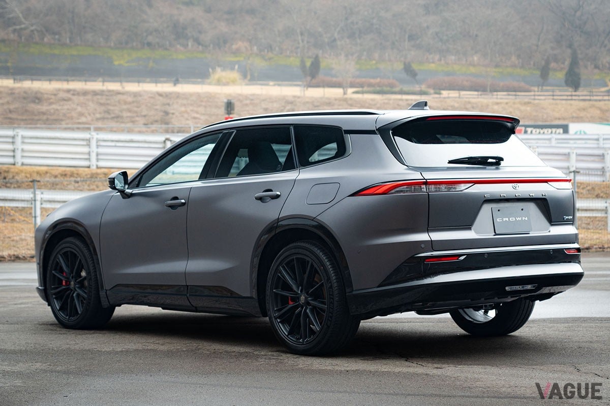 トヨタ新型「クラウン・エステート」の特別仕様車「クラウン・エステート RS ザ リミテッド マットメタル」のプロトタイプ