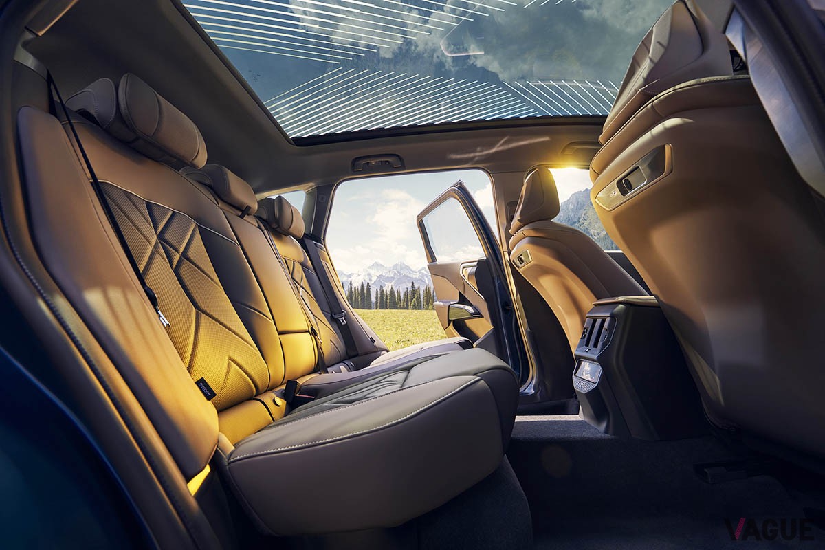 中国市場向けBMW新型「X3L」。ロングホイールベース化されている