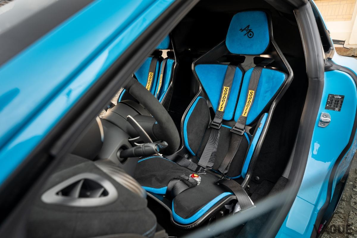 アルピーヌの特別限定車「A110 R 70」